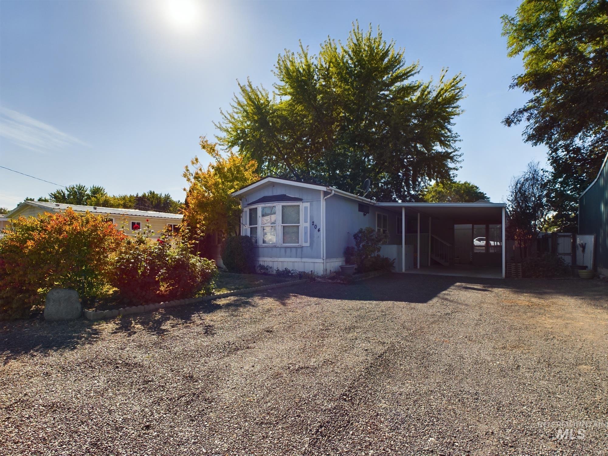 204 S Garden Court