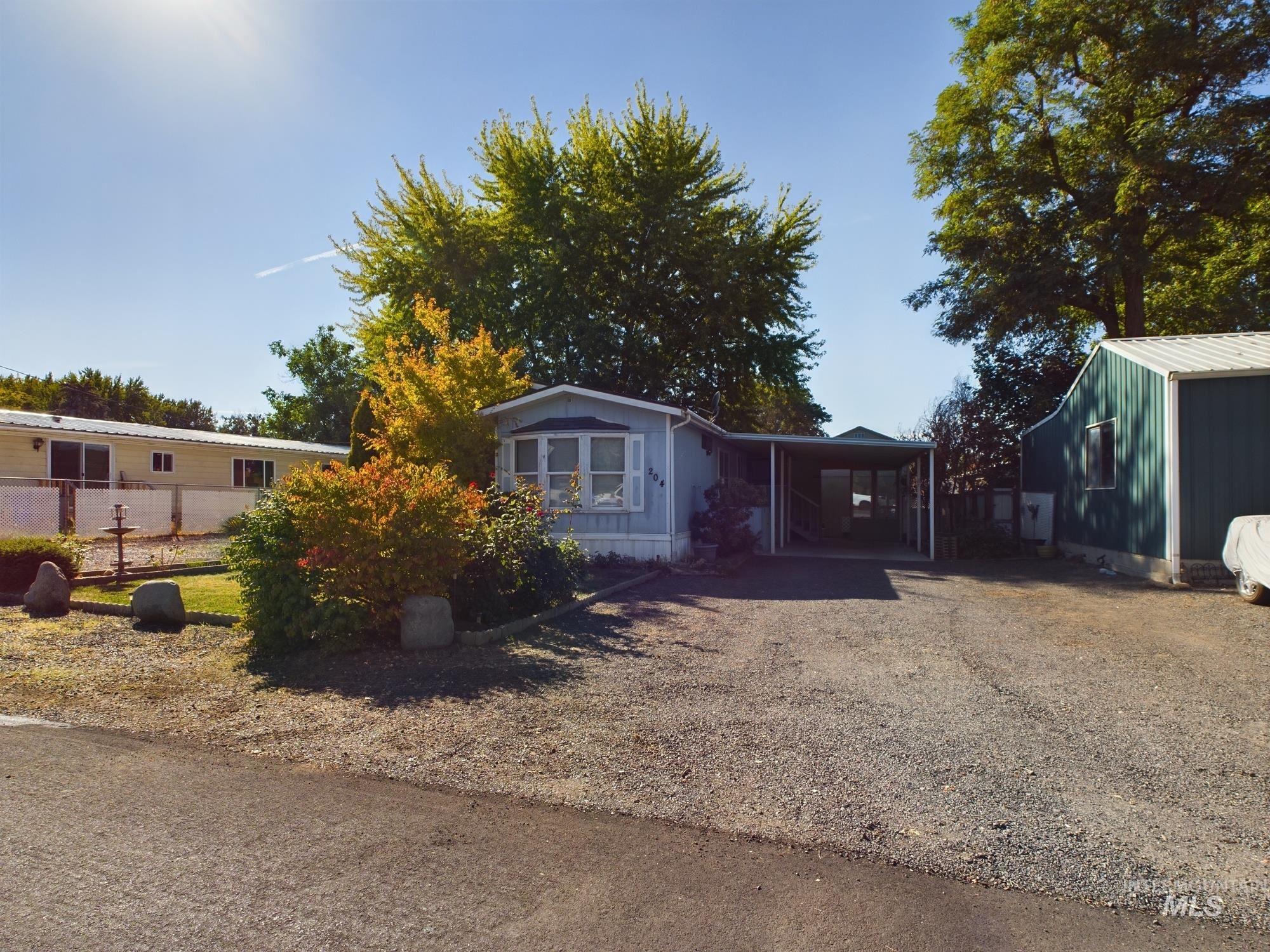204 S Garden Court