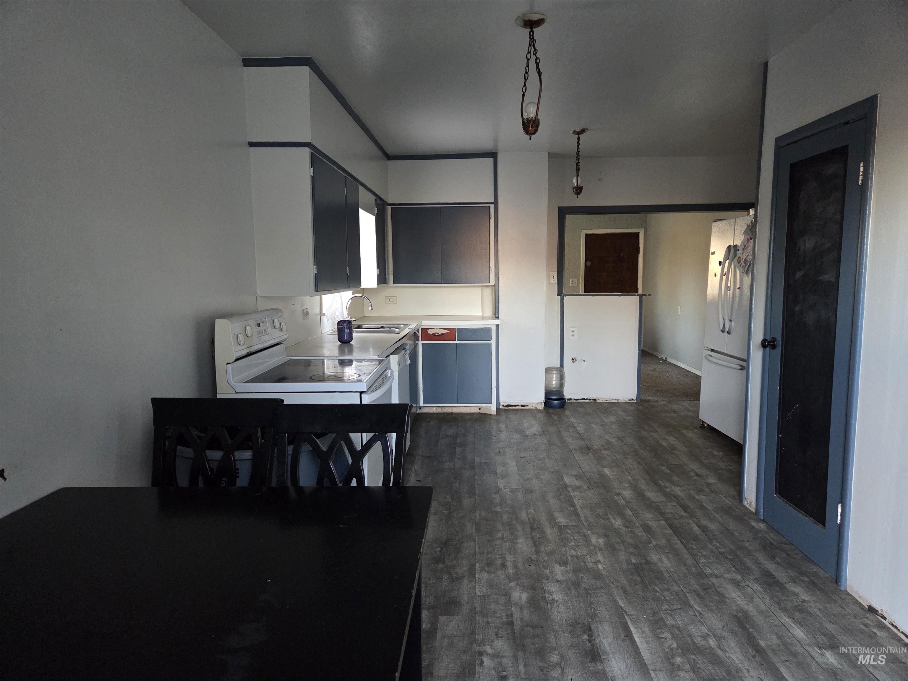 1417 19th Ave