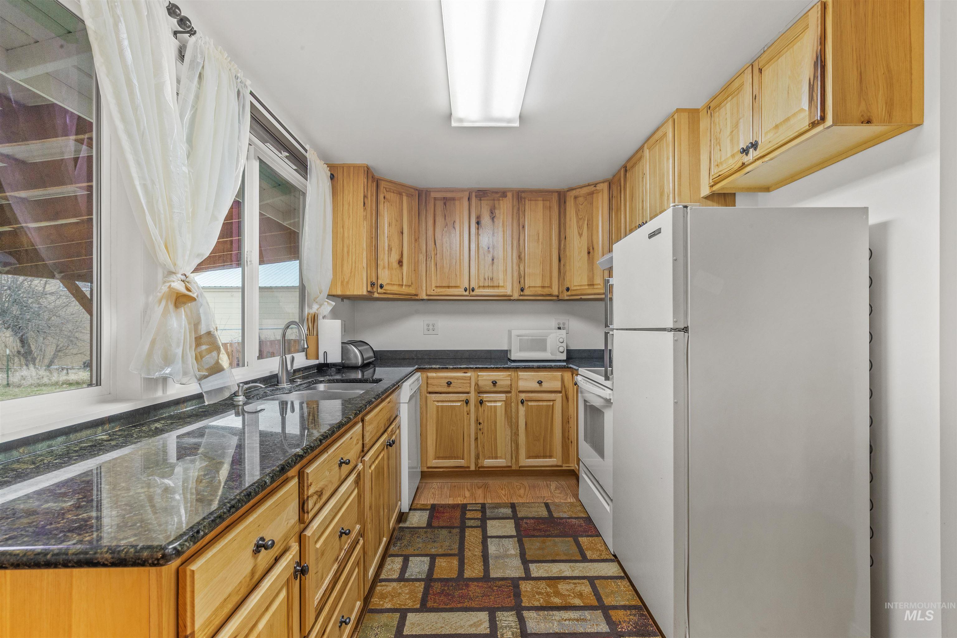 811 Preston Ave