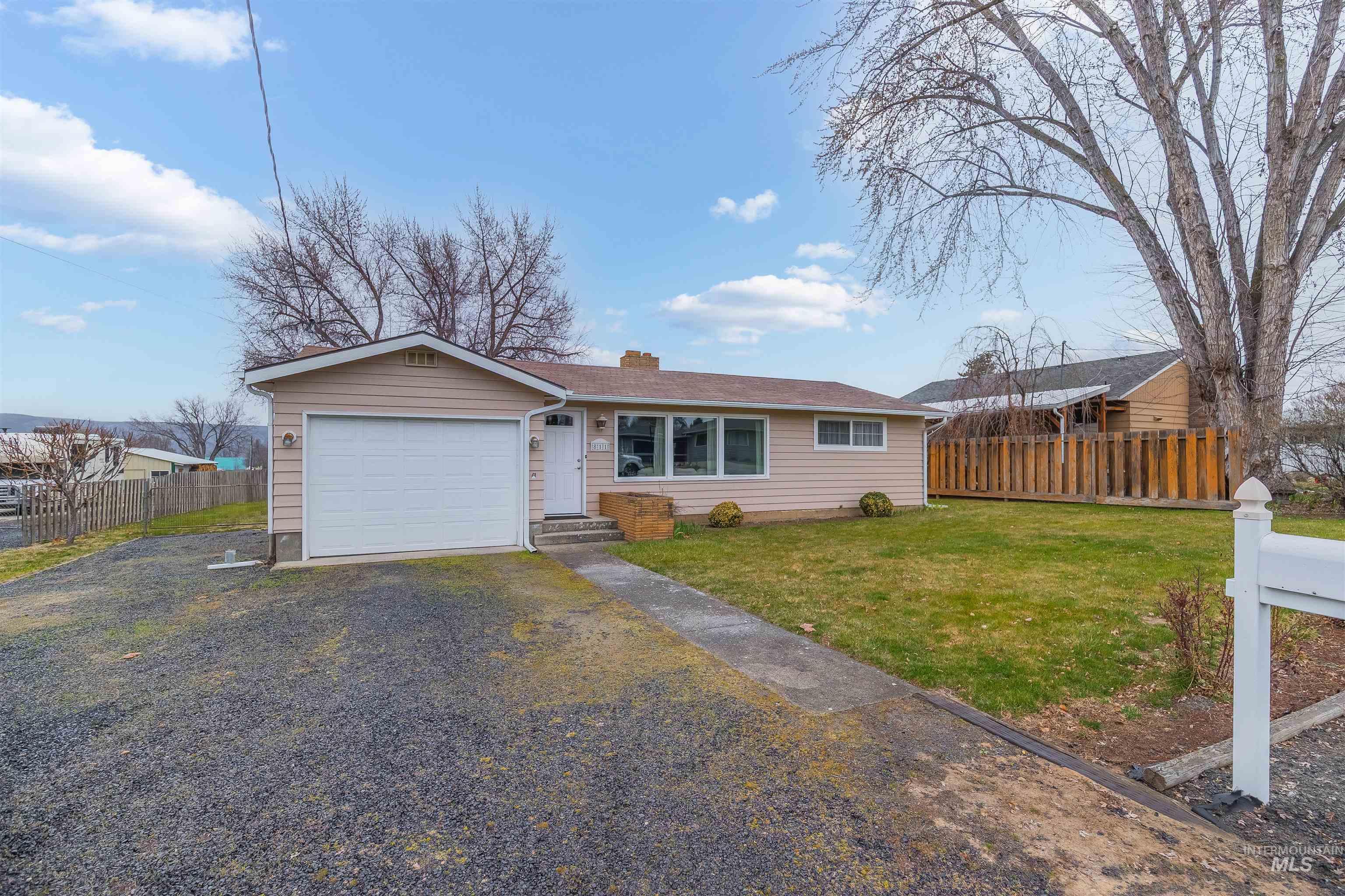 811 Preston Ave