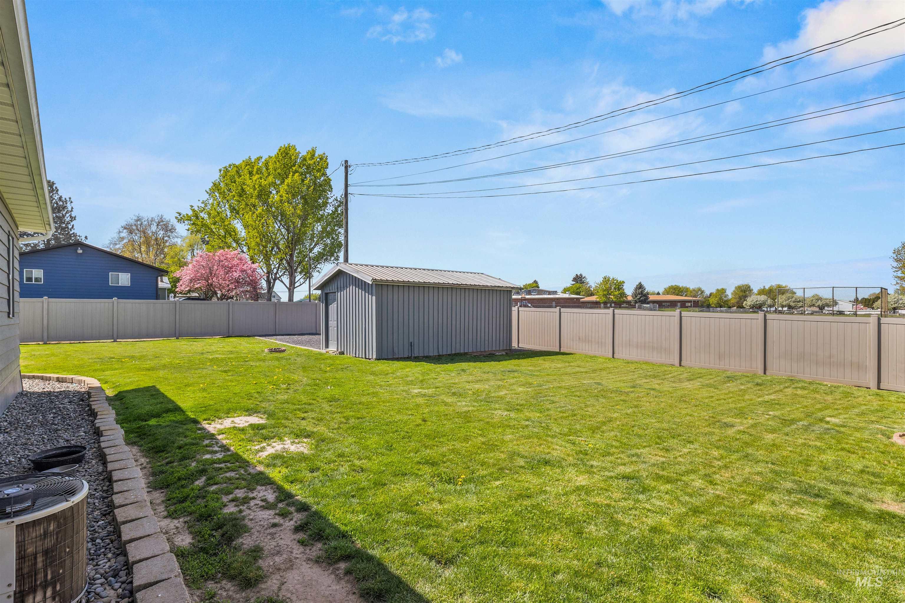 1924 Cedar Avenue