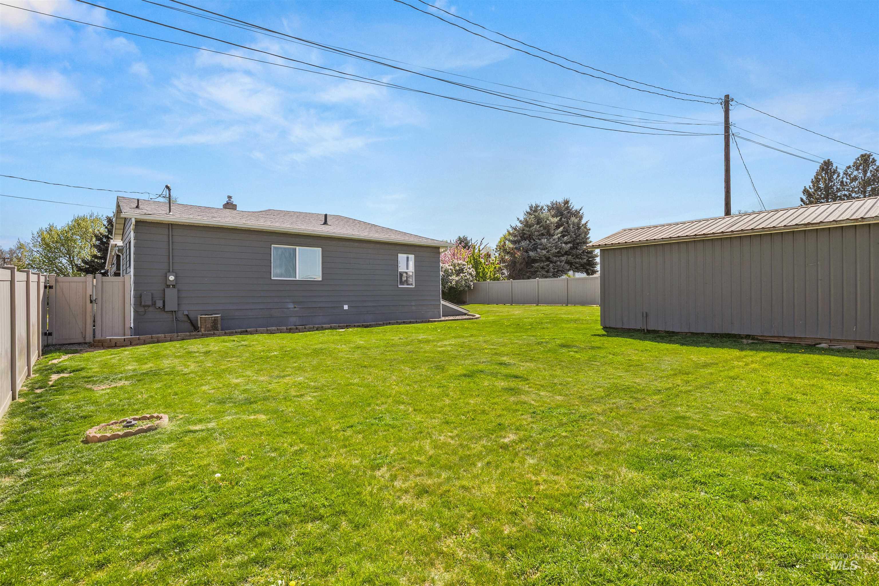 1924 Cedar Avenue