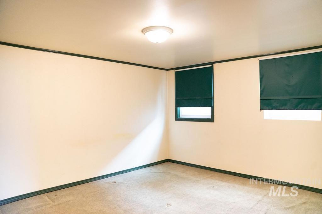 1114 12th Ave