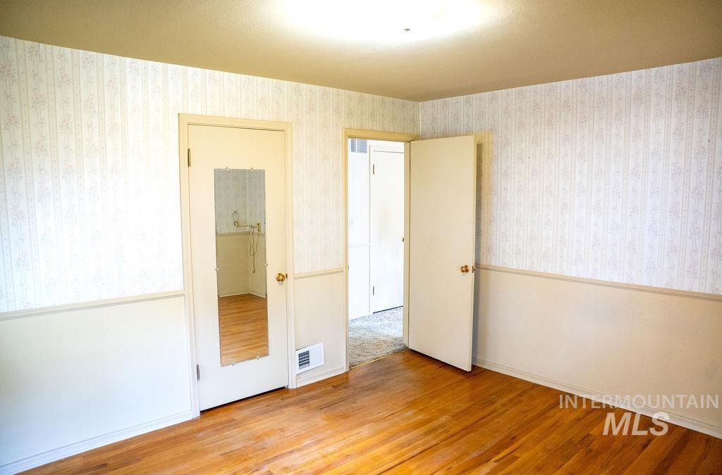 1114 12th Ave