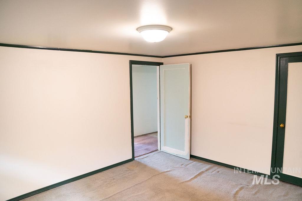 1114 12th Ave