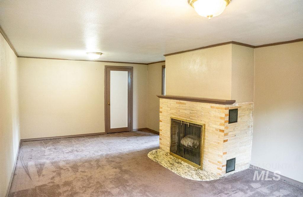 1114 12th Ave