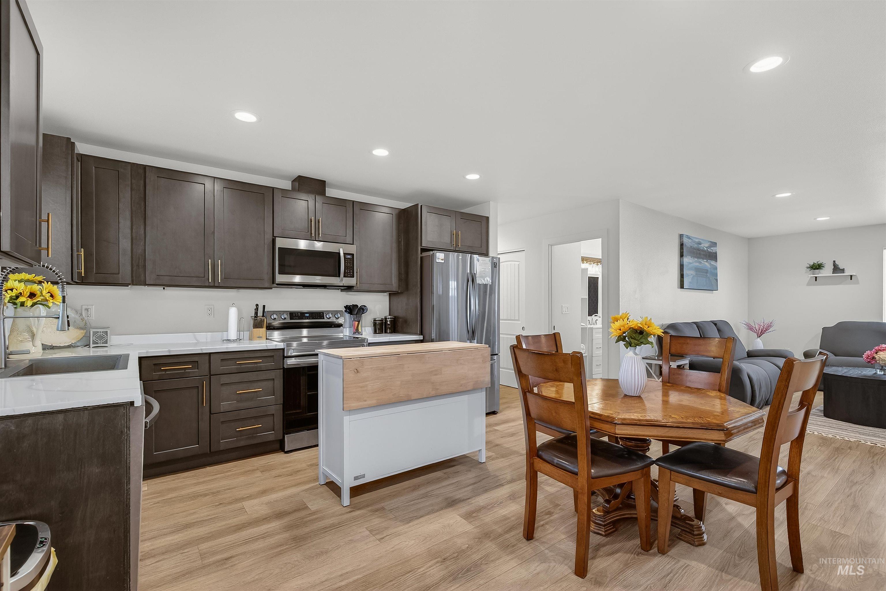 1128 Bryden Ave.