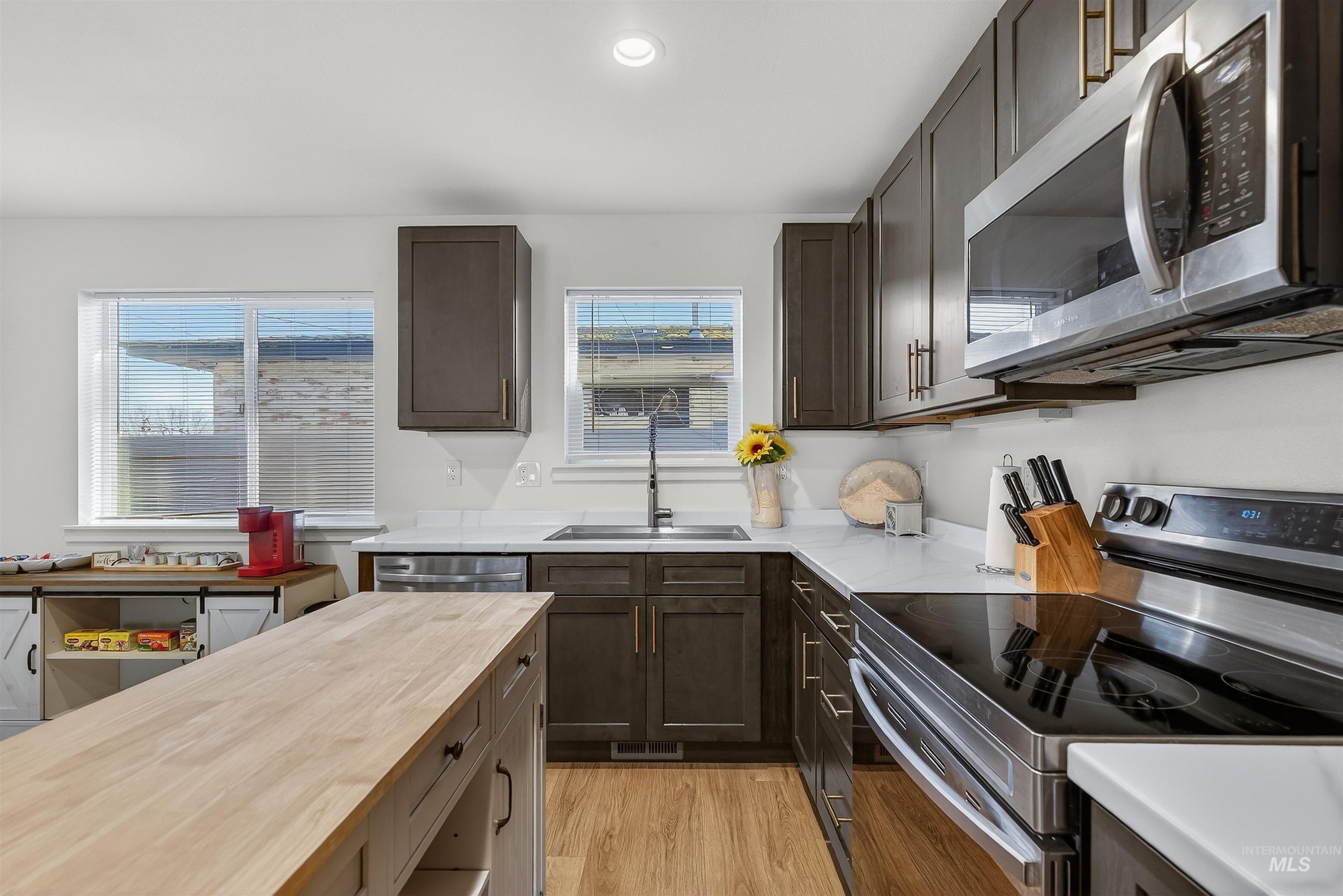 1128 Bryden Ave.