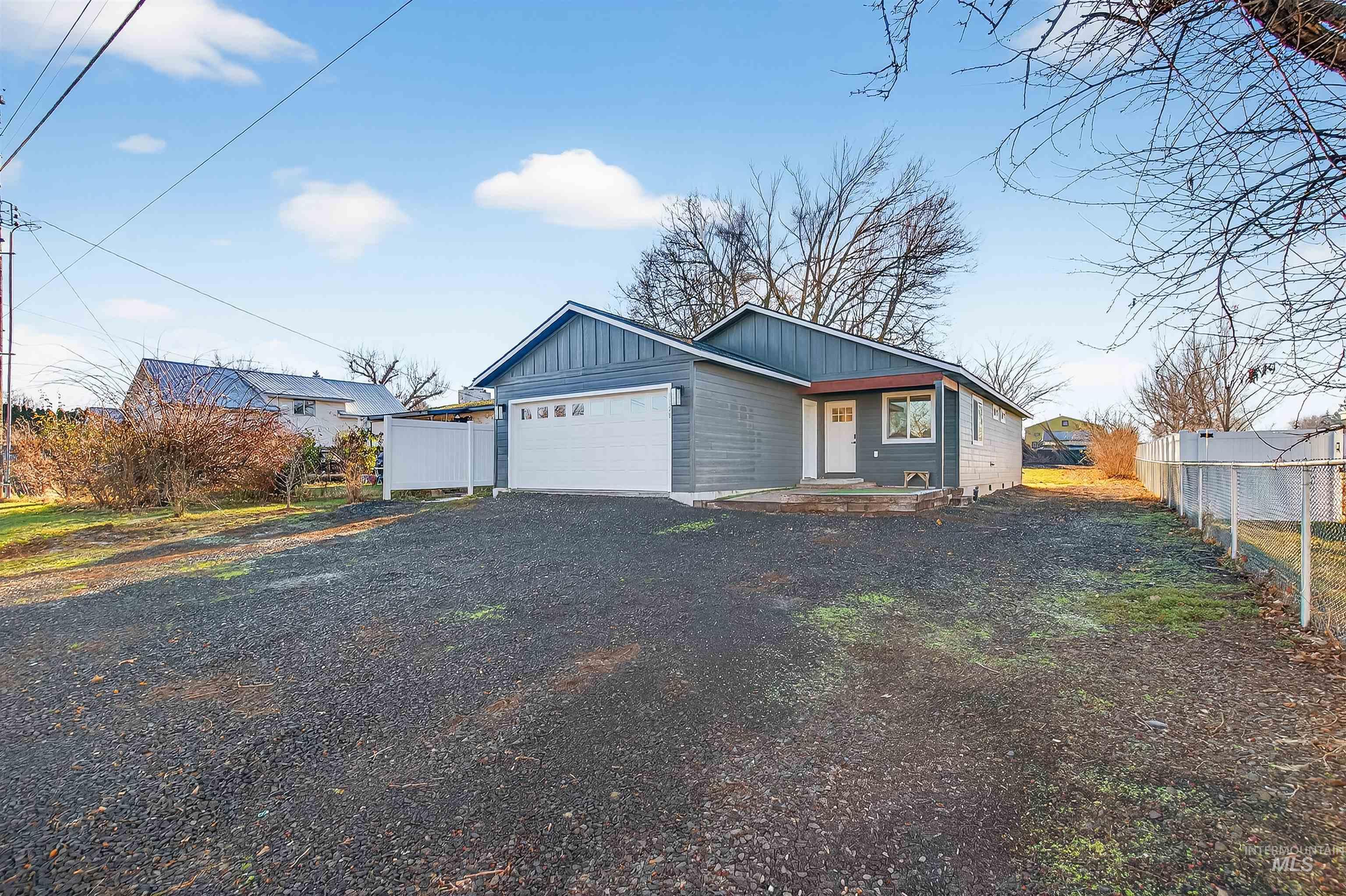 1128 Bryden Ave.