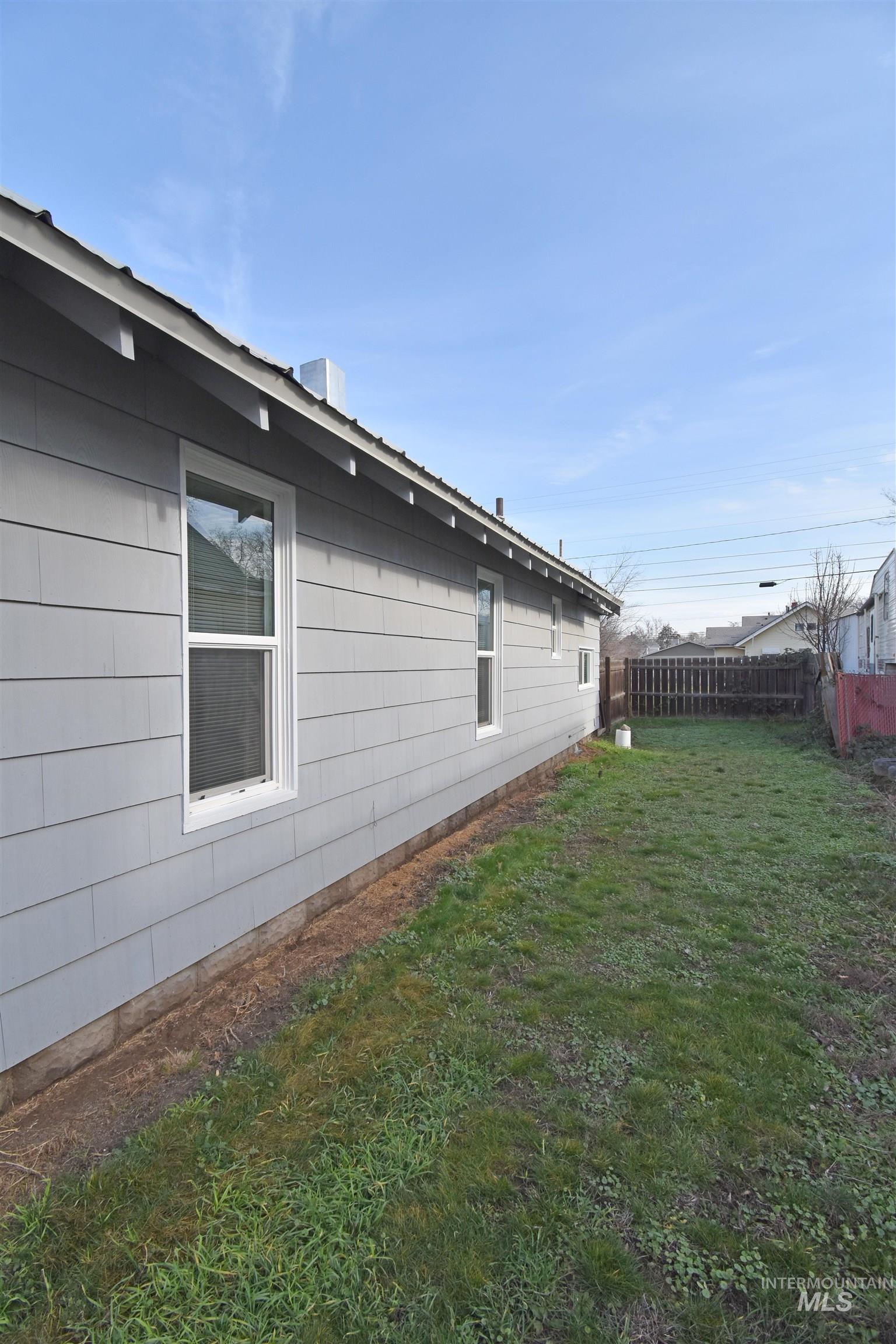 933 9th Street