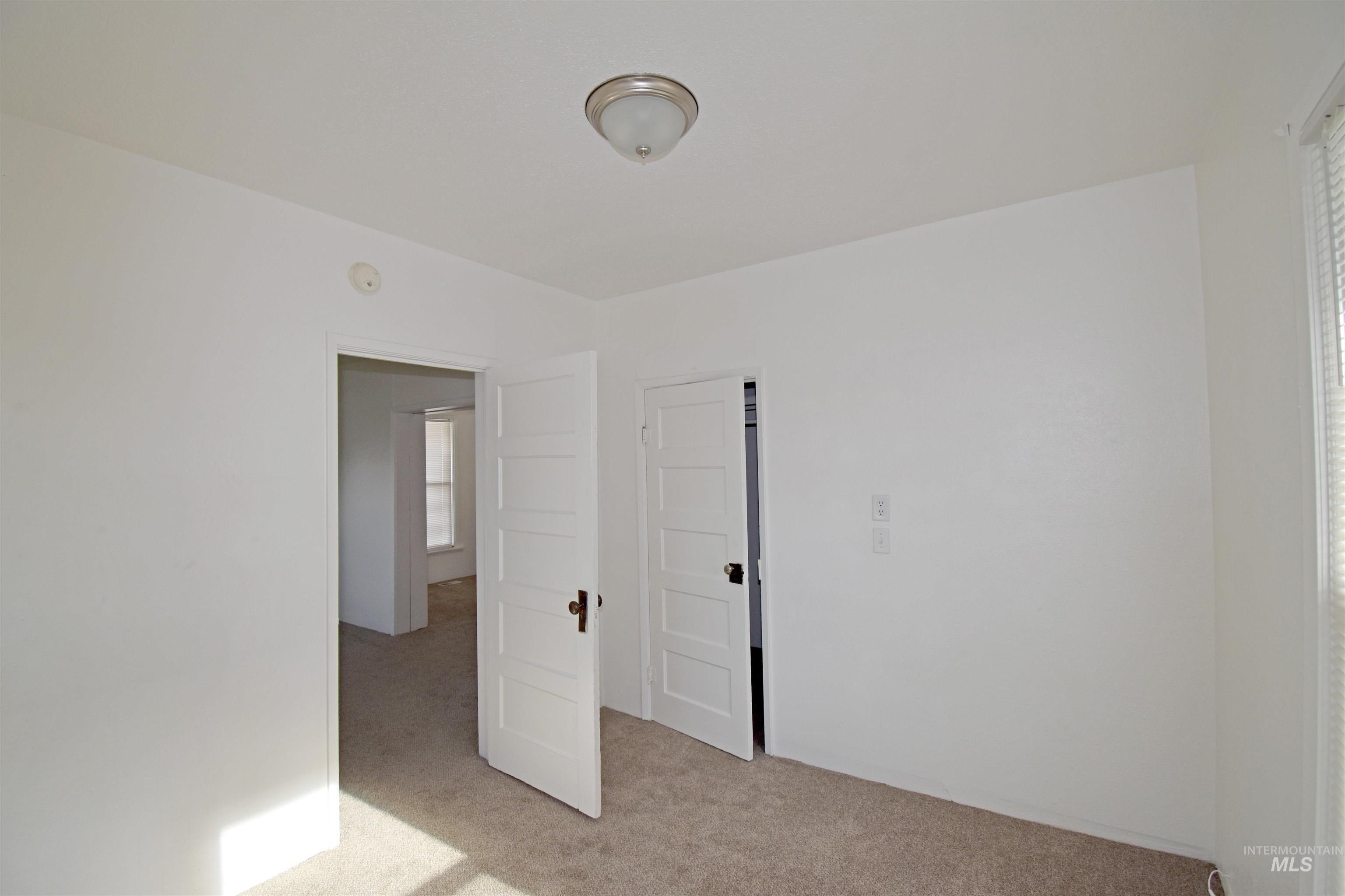 933 9th Street