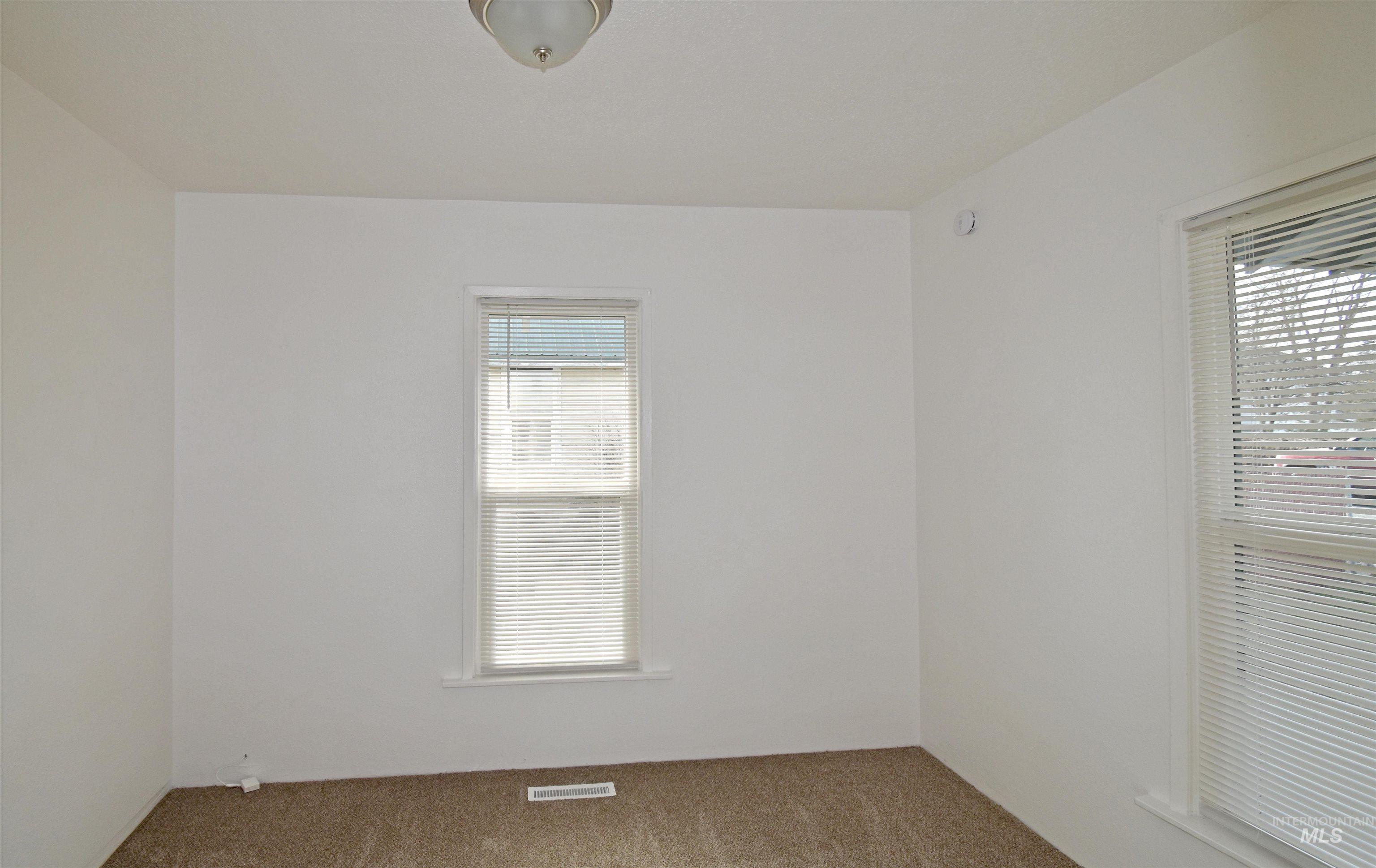 933 9th Street