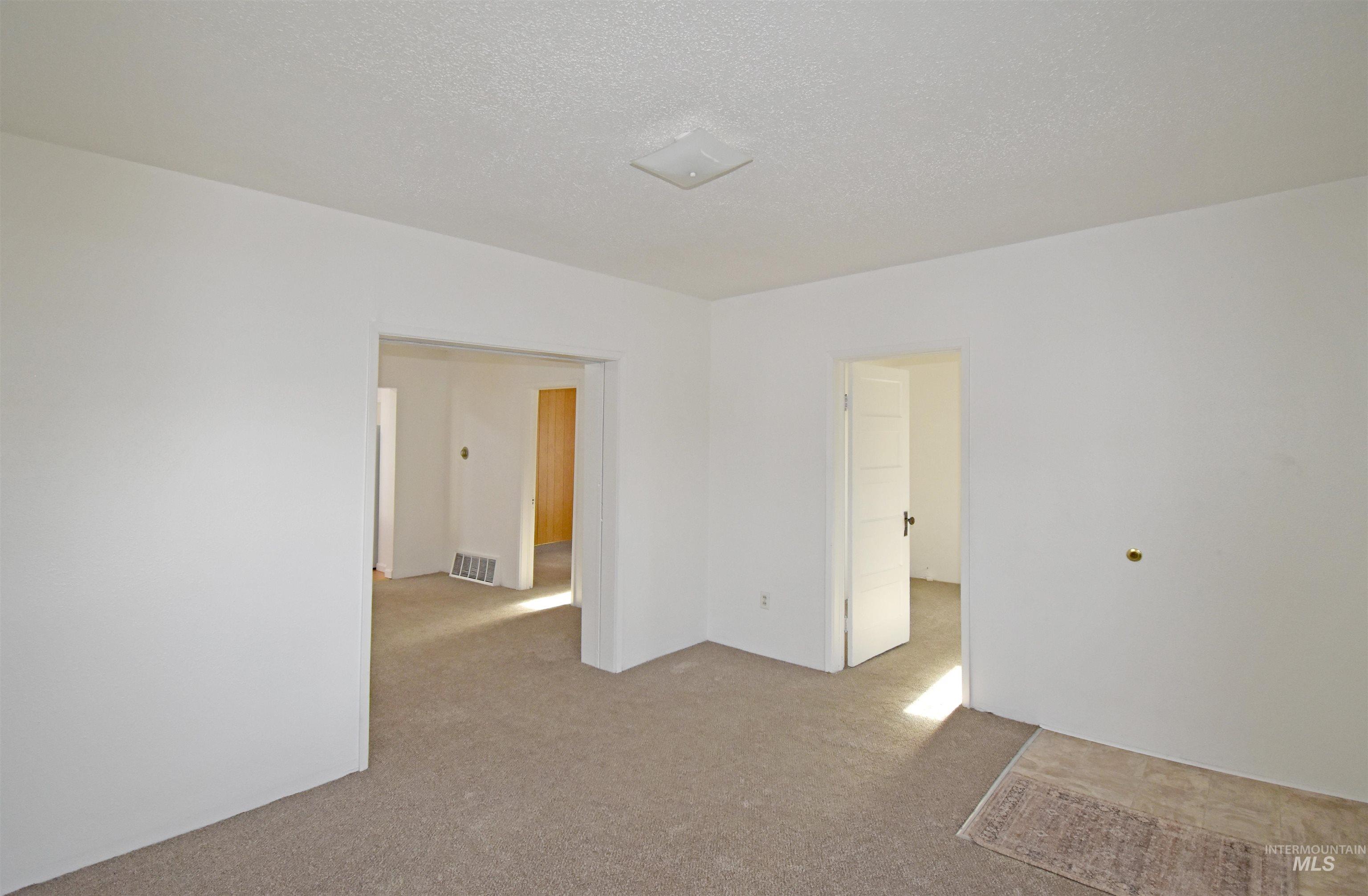 933 9th Street
