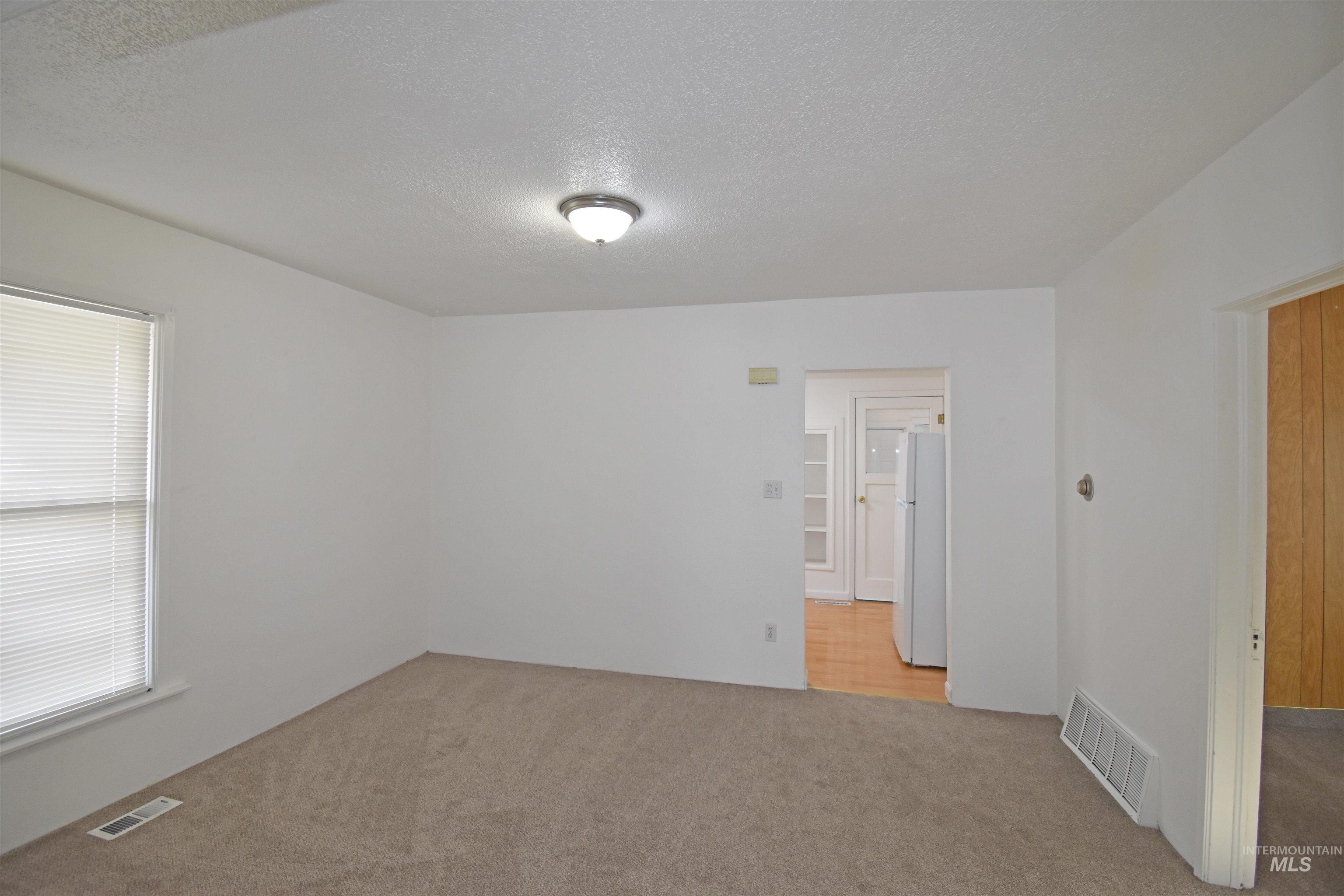 933 9th Street