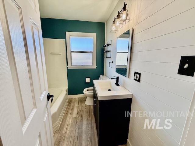 1139 Webster