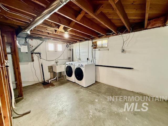 1139 Webster