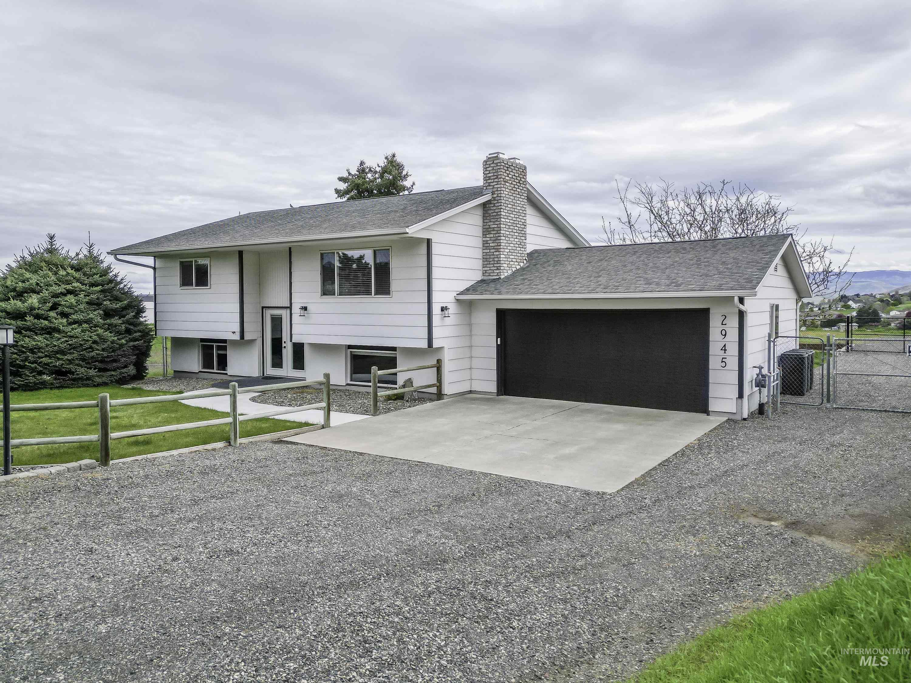 2945 S 25th Street