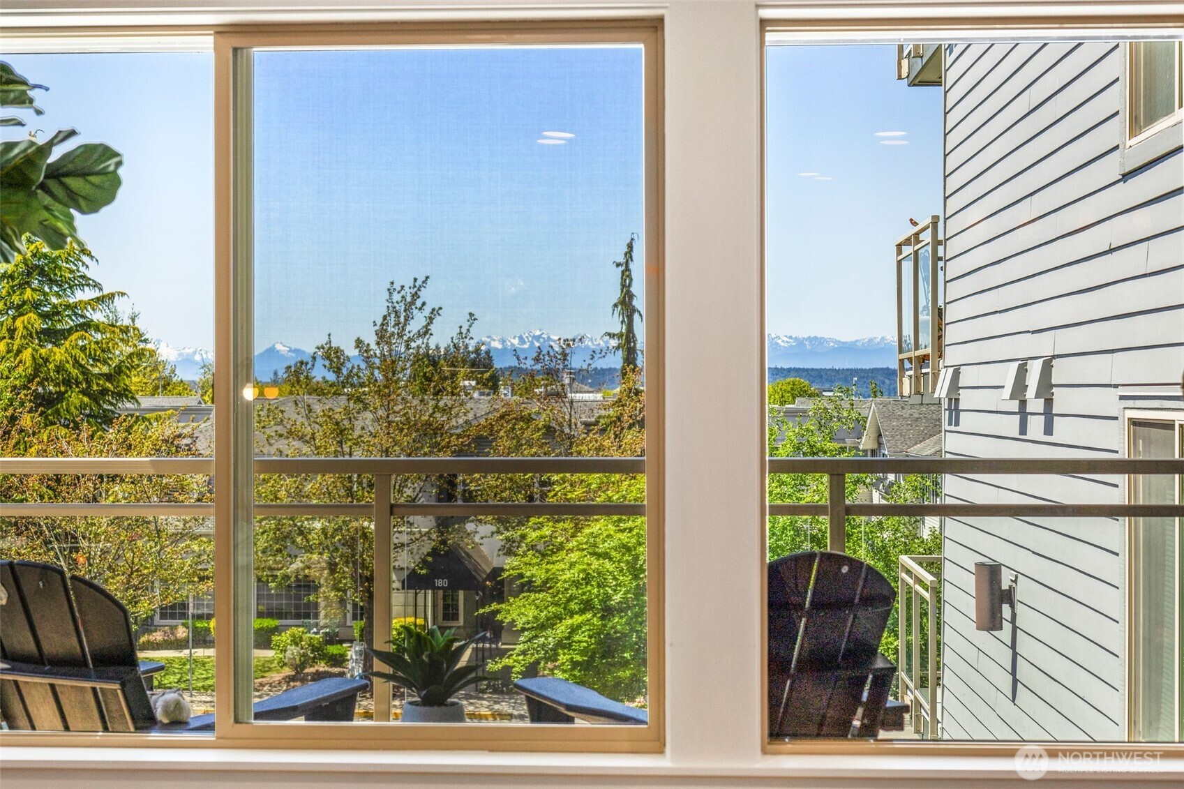 200 James Street Unit: 206