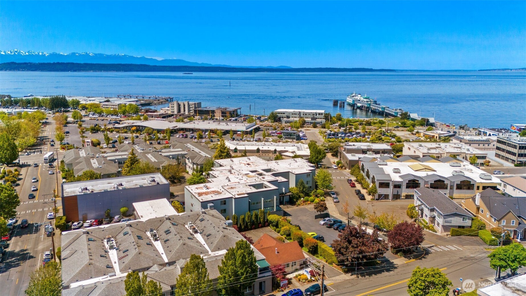 200 James Street Unit: 206