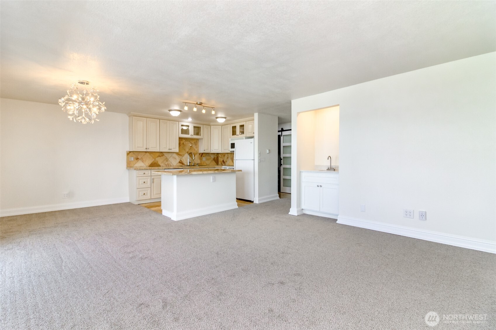 22315 6th Ave S Unit: A402