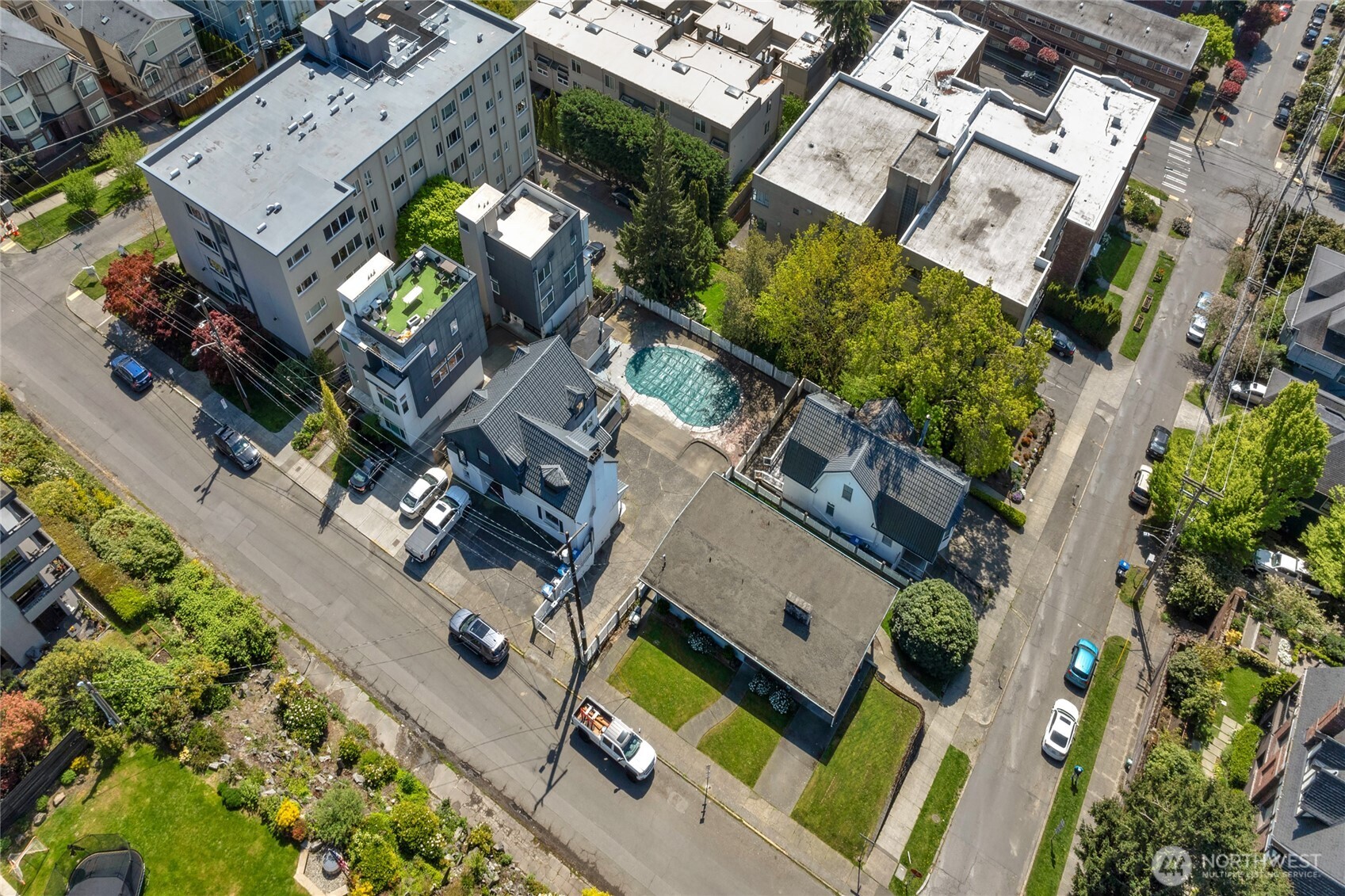 924 3rd Avenue W