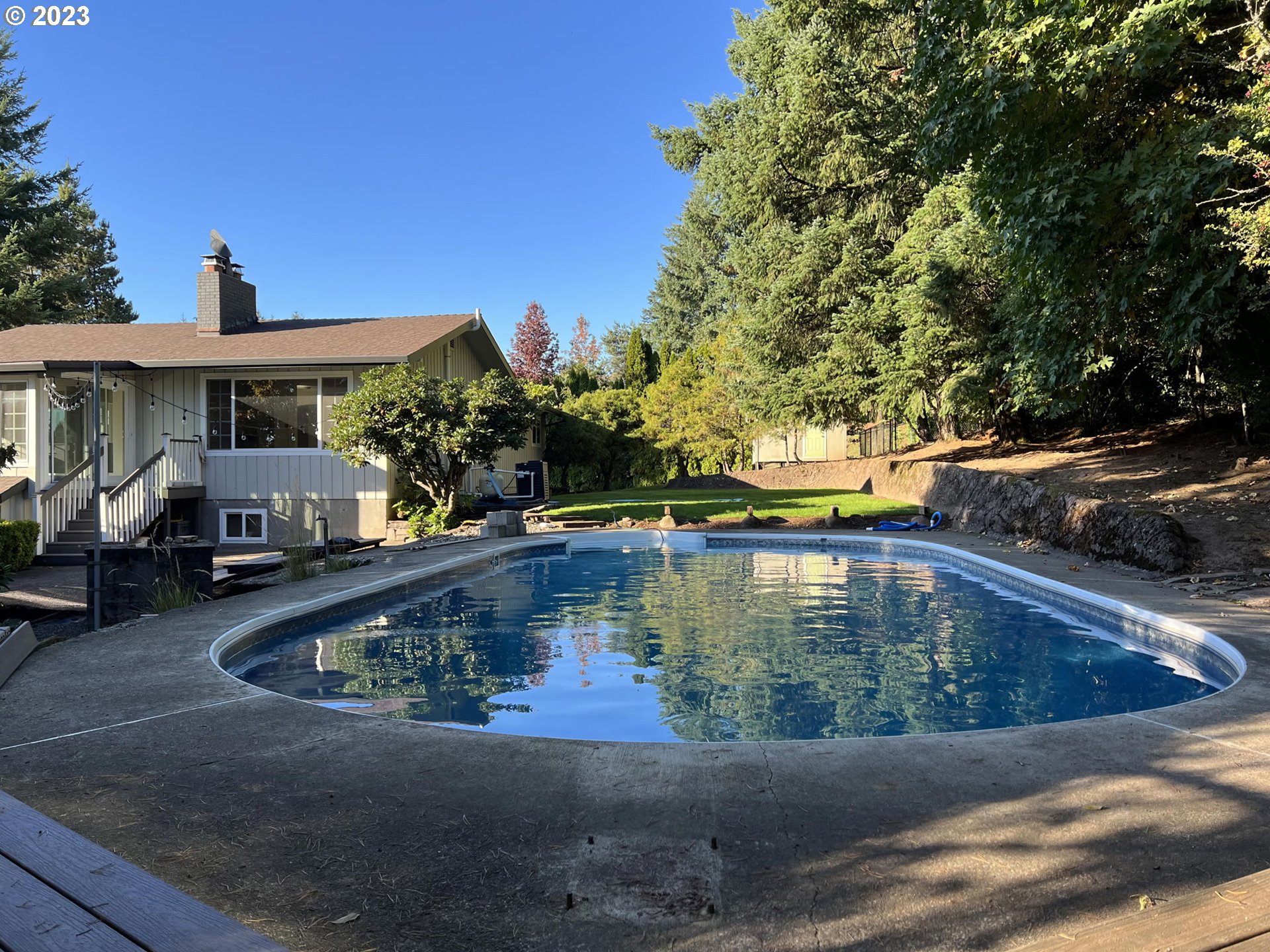 10186 SE CHAMPAGNE LN