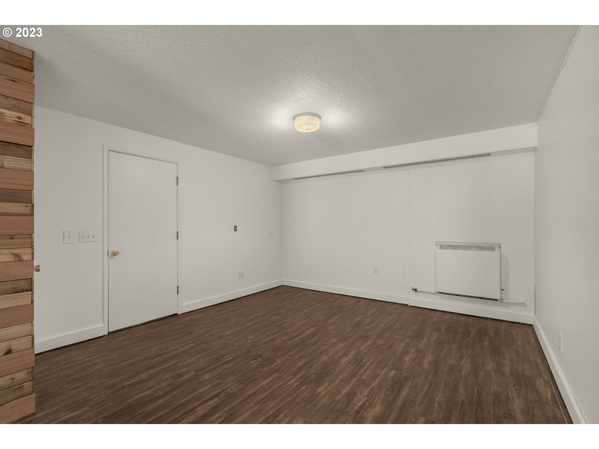 10186 SE CHAMPAGNE LN