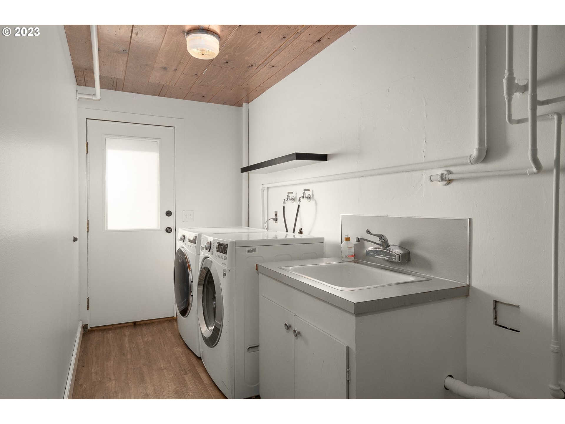 10186 SE CHAMPAGNE LN