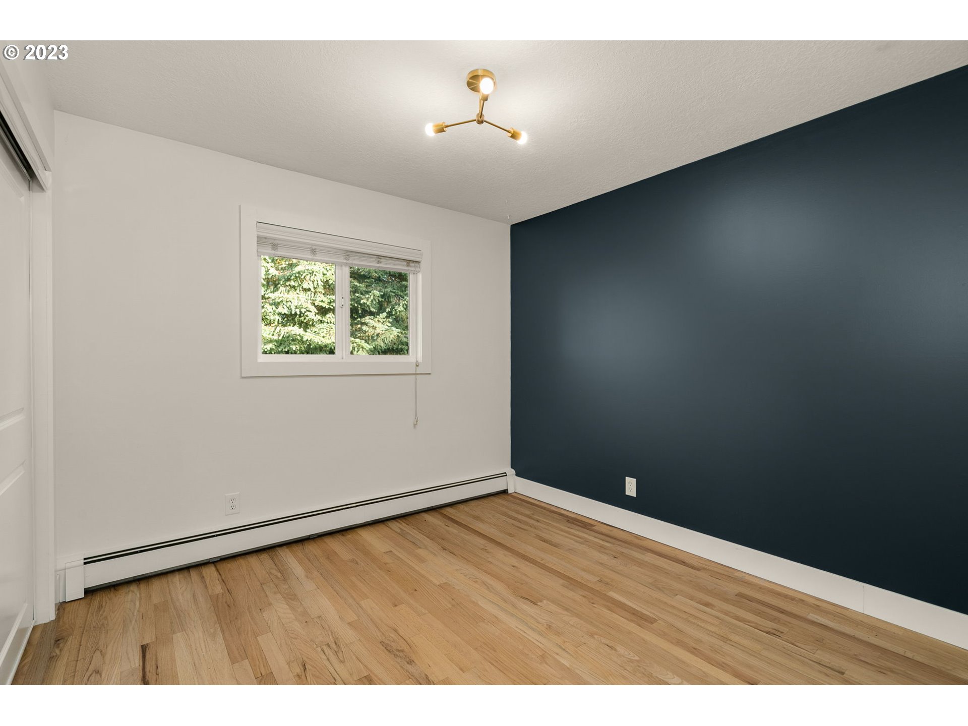 10186 SE CHAMPAGNE LN