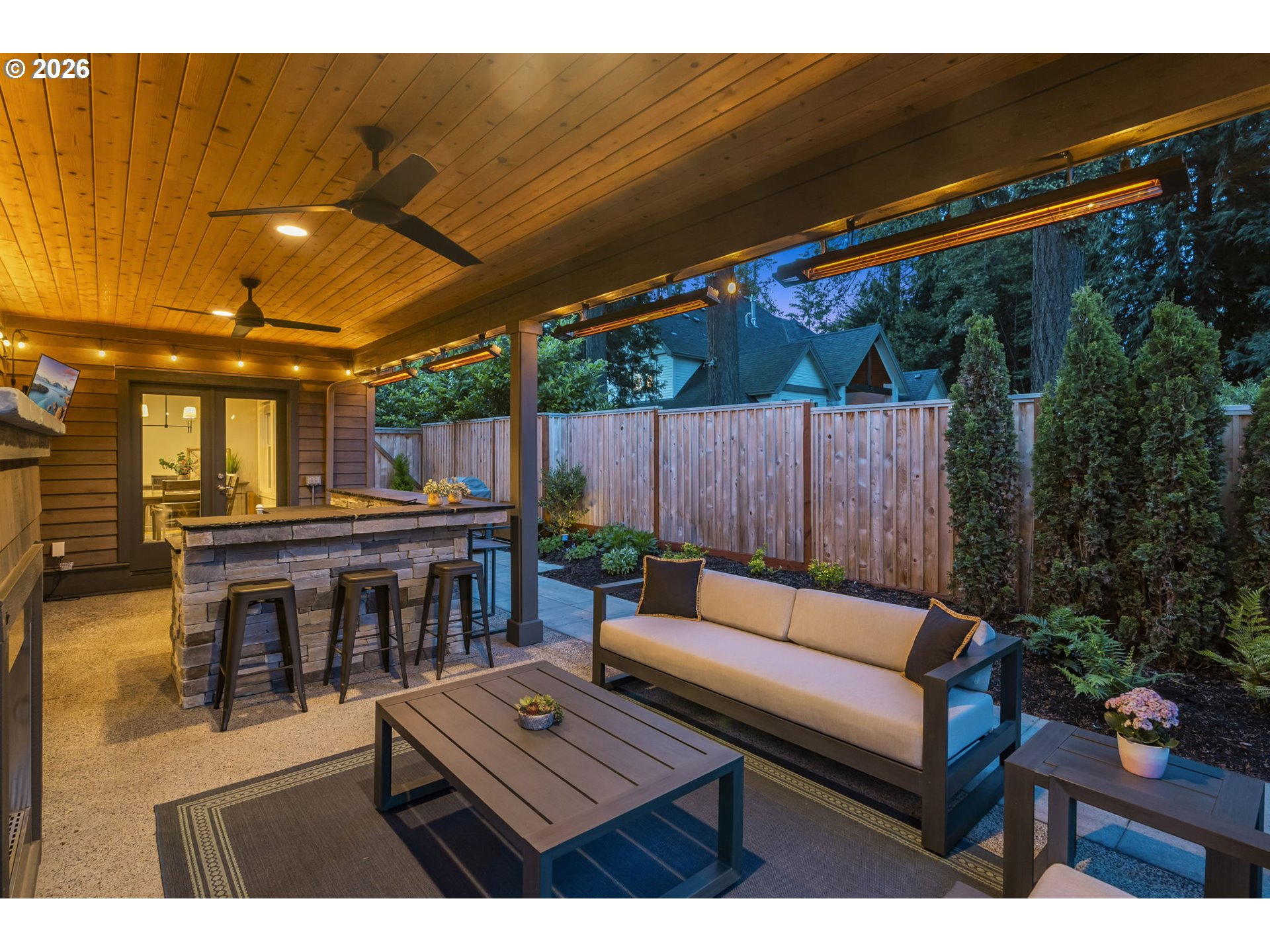 4200 UPPER DR