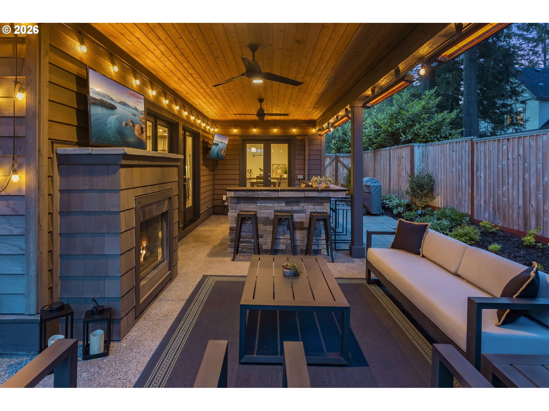 4200 UPPER DR