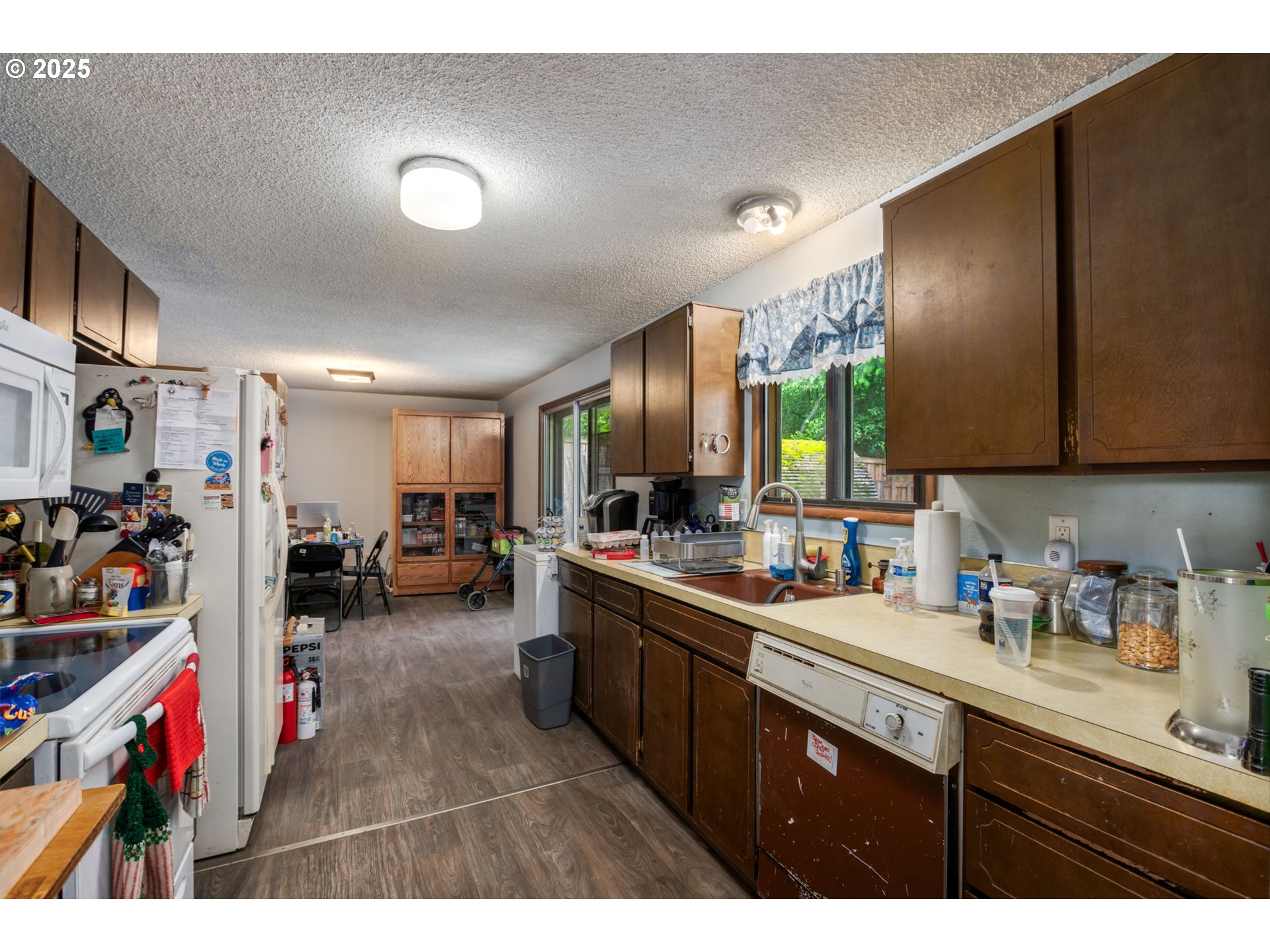 6300 SW SHAKESPEARE ST