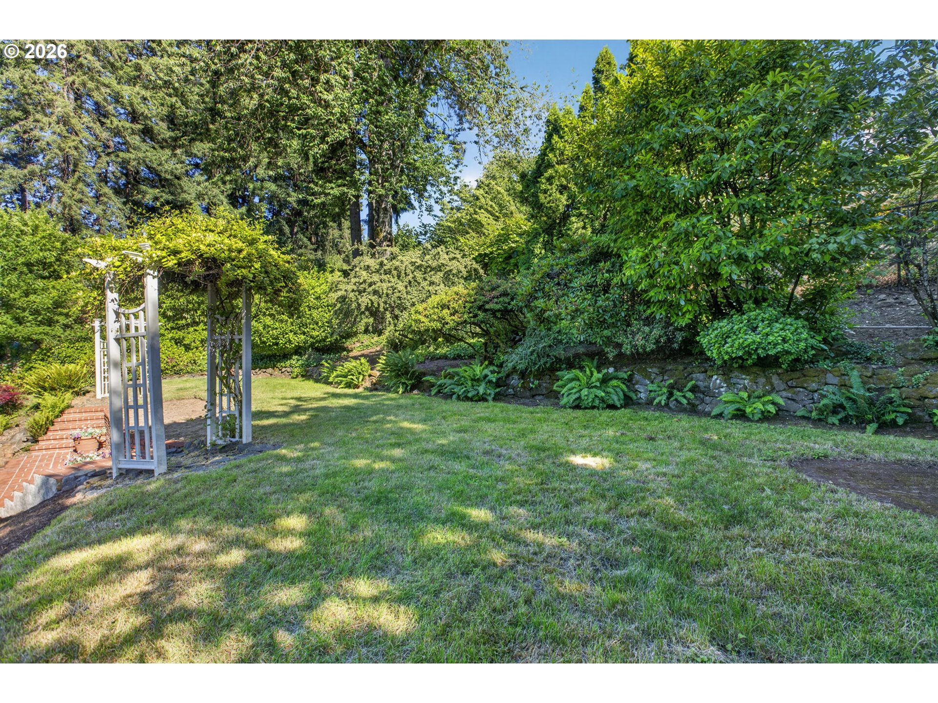 2680 GREENTREE RD