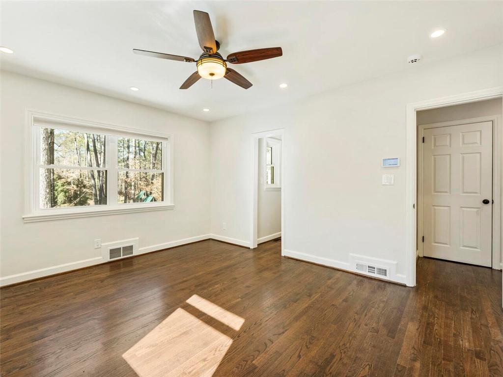 3204 Towerview Drive NE