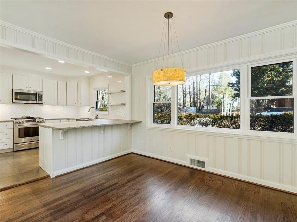 3204 Towerview Drive NE