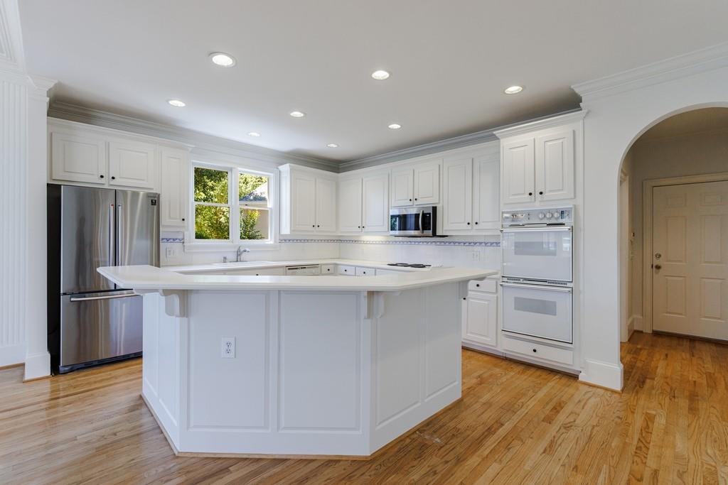 220 Jupiter Hills Point