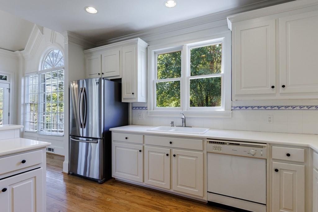 220 Jupiter Hills Point