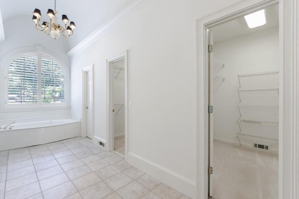 220 Jupiter Hills Point