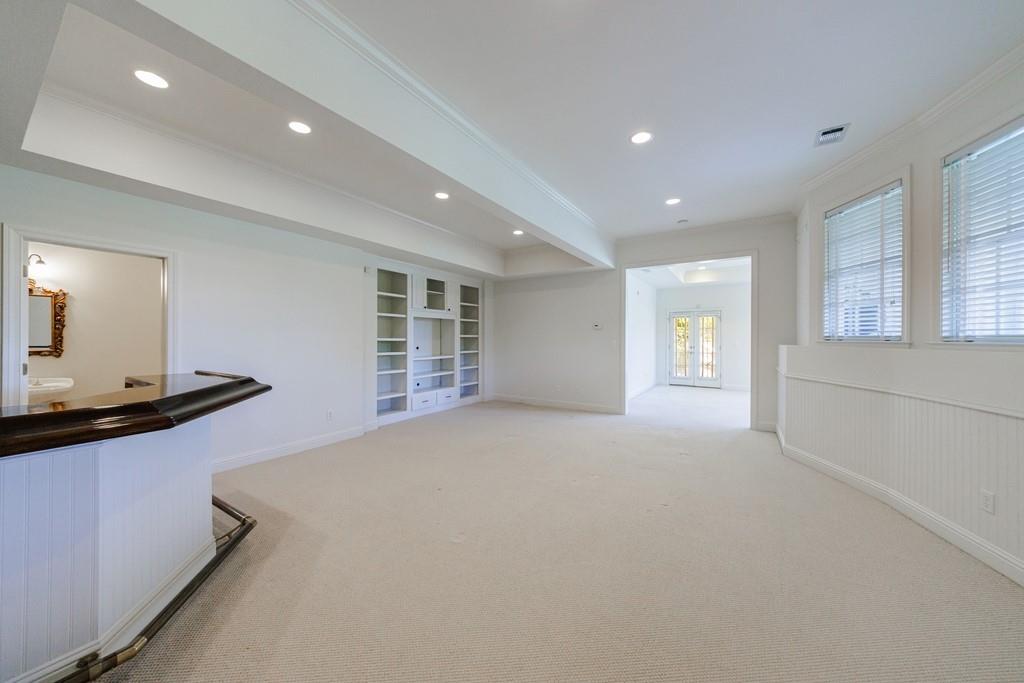 220 Jupiter Hills Point