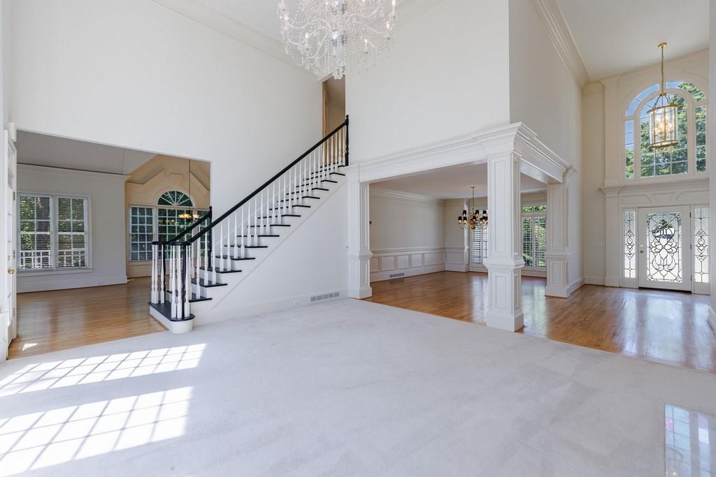 220 Jupiter Hills Point