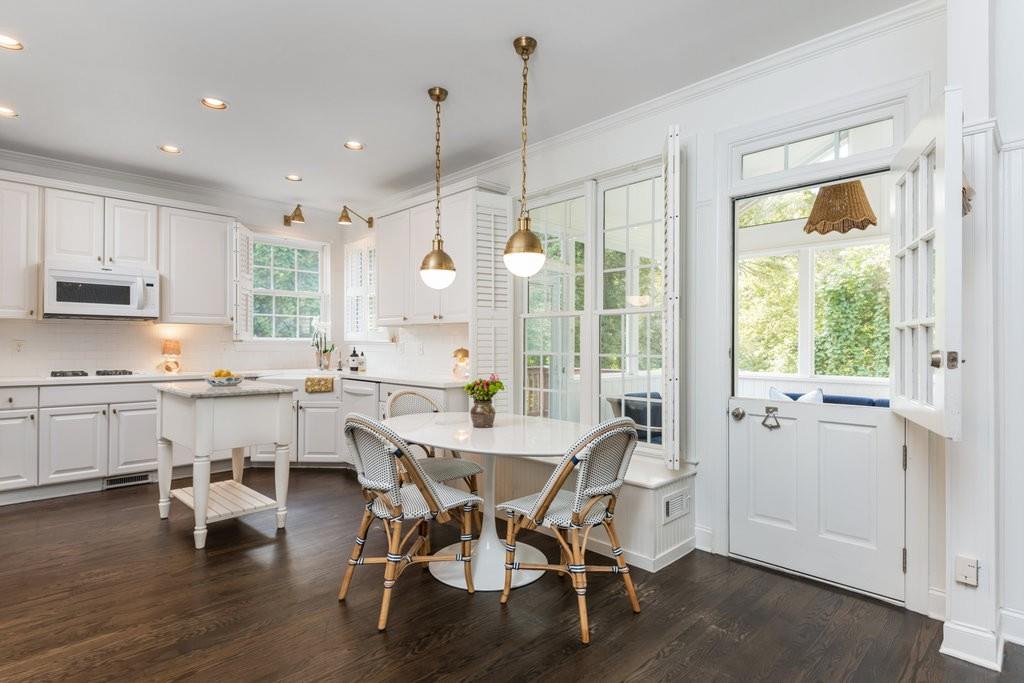 3250 Emerald Brook Lane