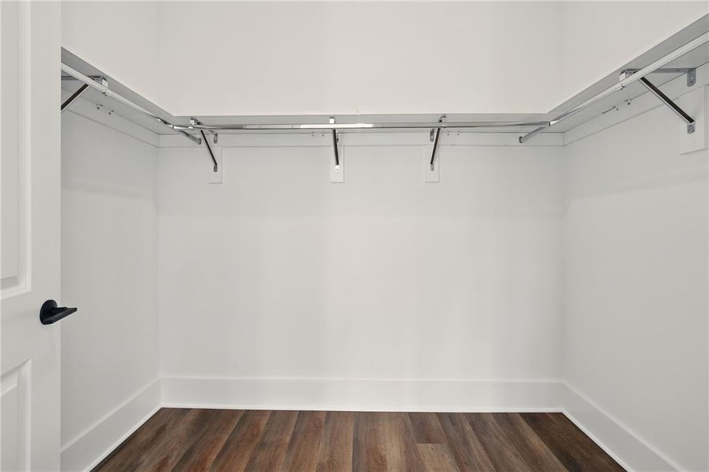 2200 Carlton Court Unit 6