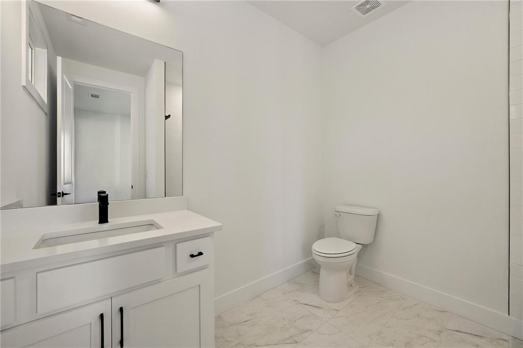 2200 Carlton Court Unit 6