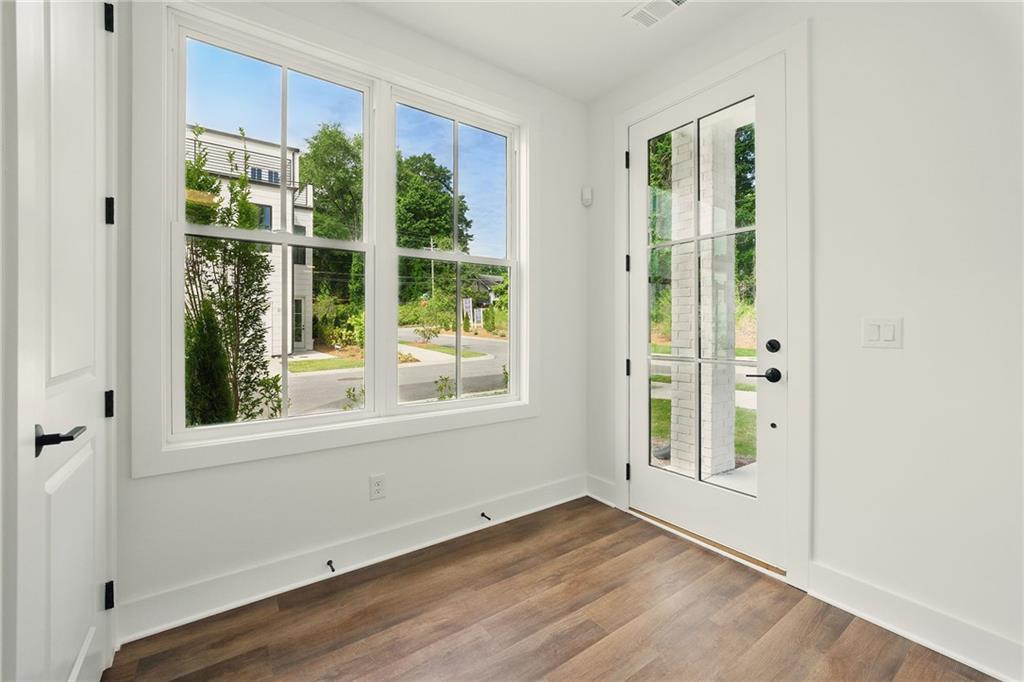 2200 Carlton Court Unit 6