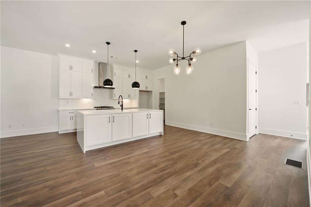 2200 Carlton Court Unit 6