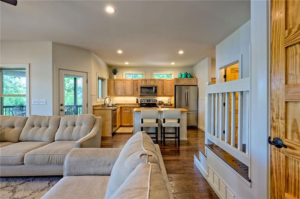 4610 Murray Cove Road