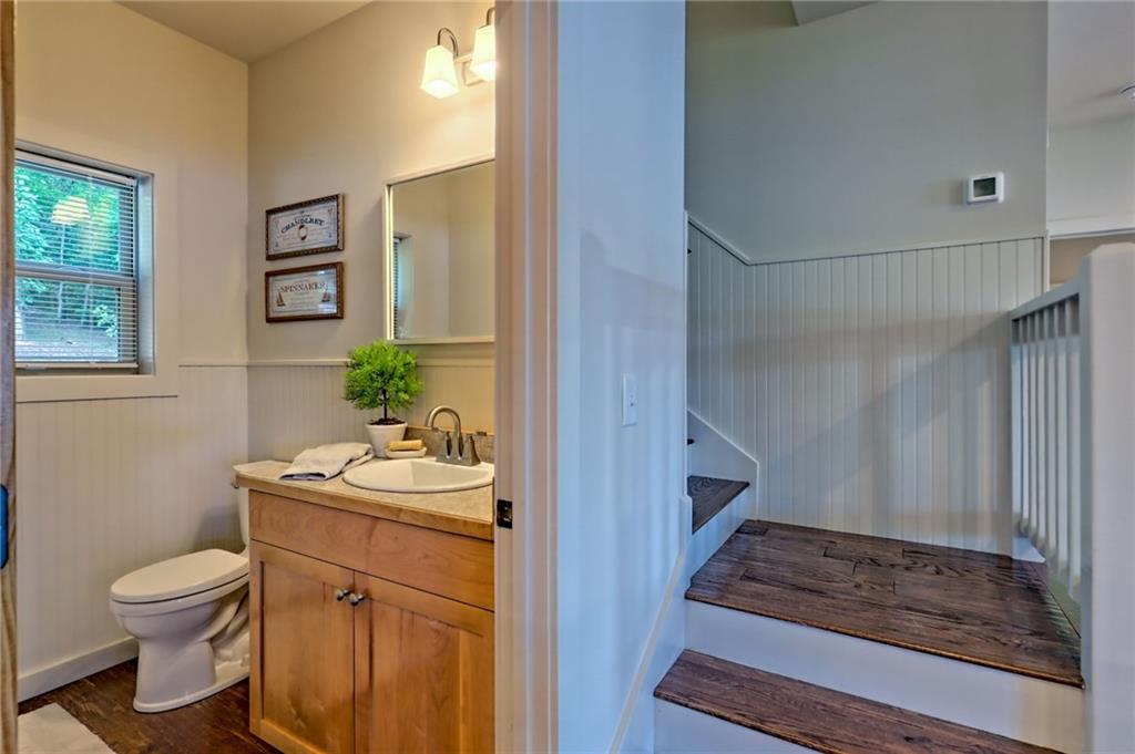 4610 Murray Cove Road