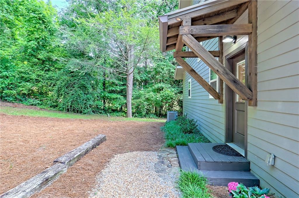 4610 Murray Cove Road