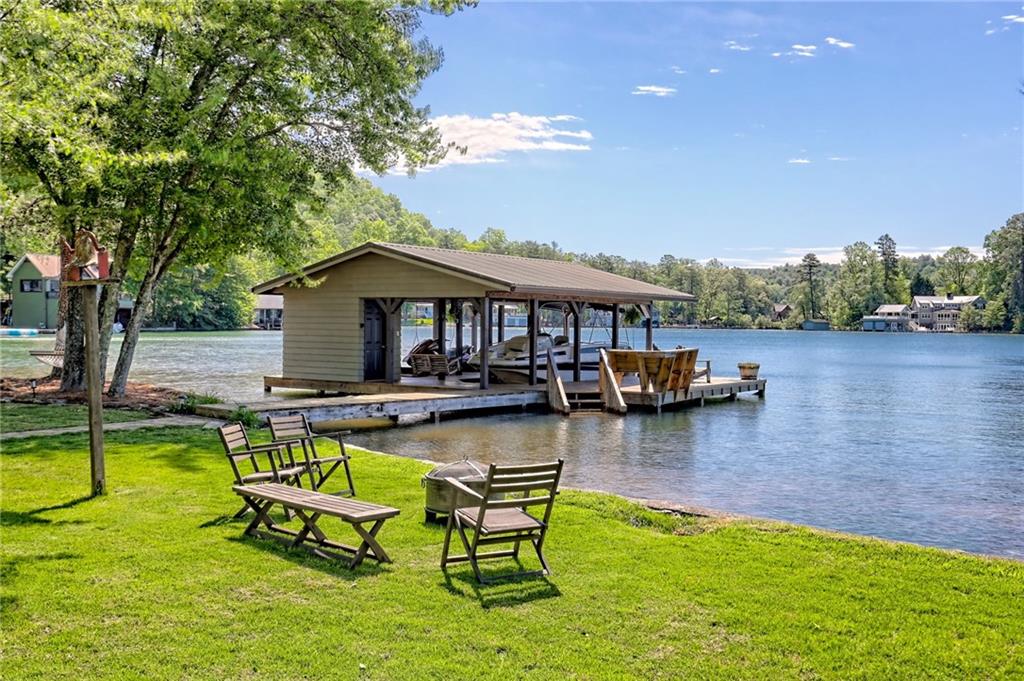 4610 Murray Cove Road